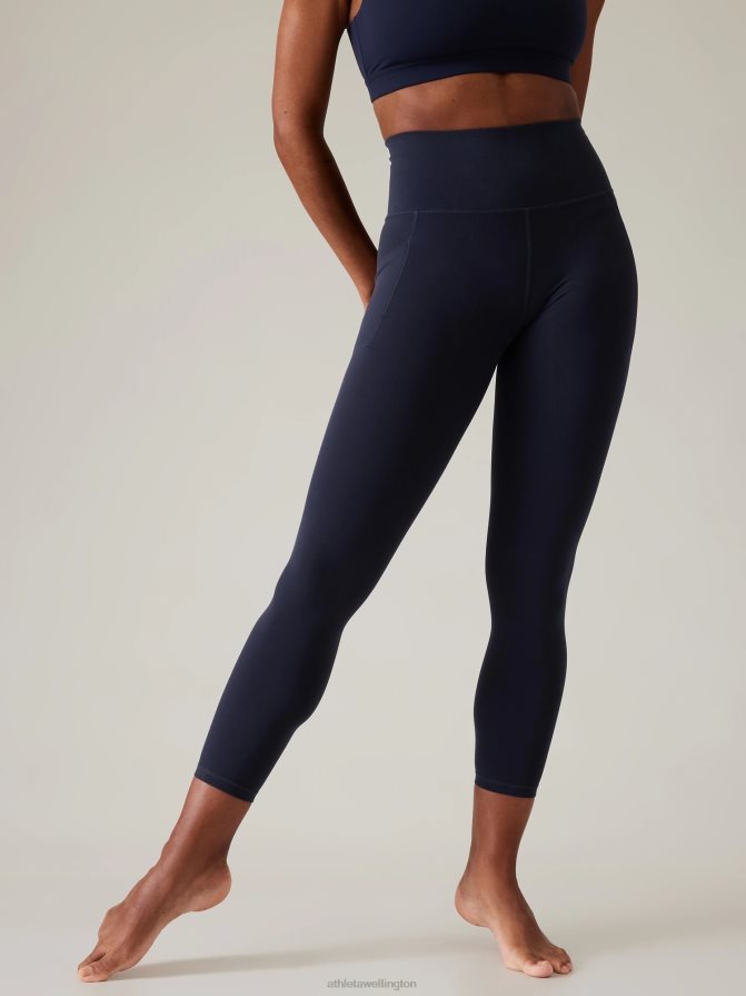 Athleta Women Navy Salutation Stash 7/8 Tight TZB4L015