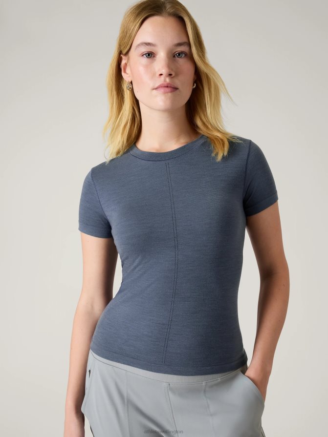 Athleta Women Granite Blue Ascent Seamless Tee TZB4L0254